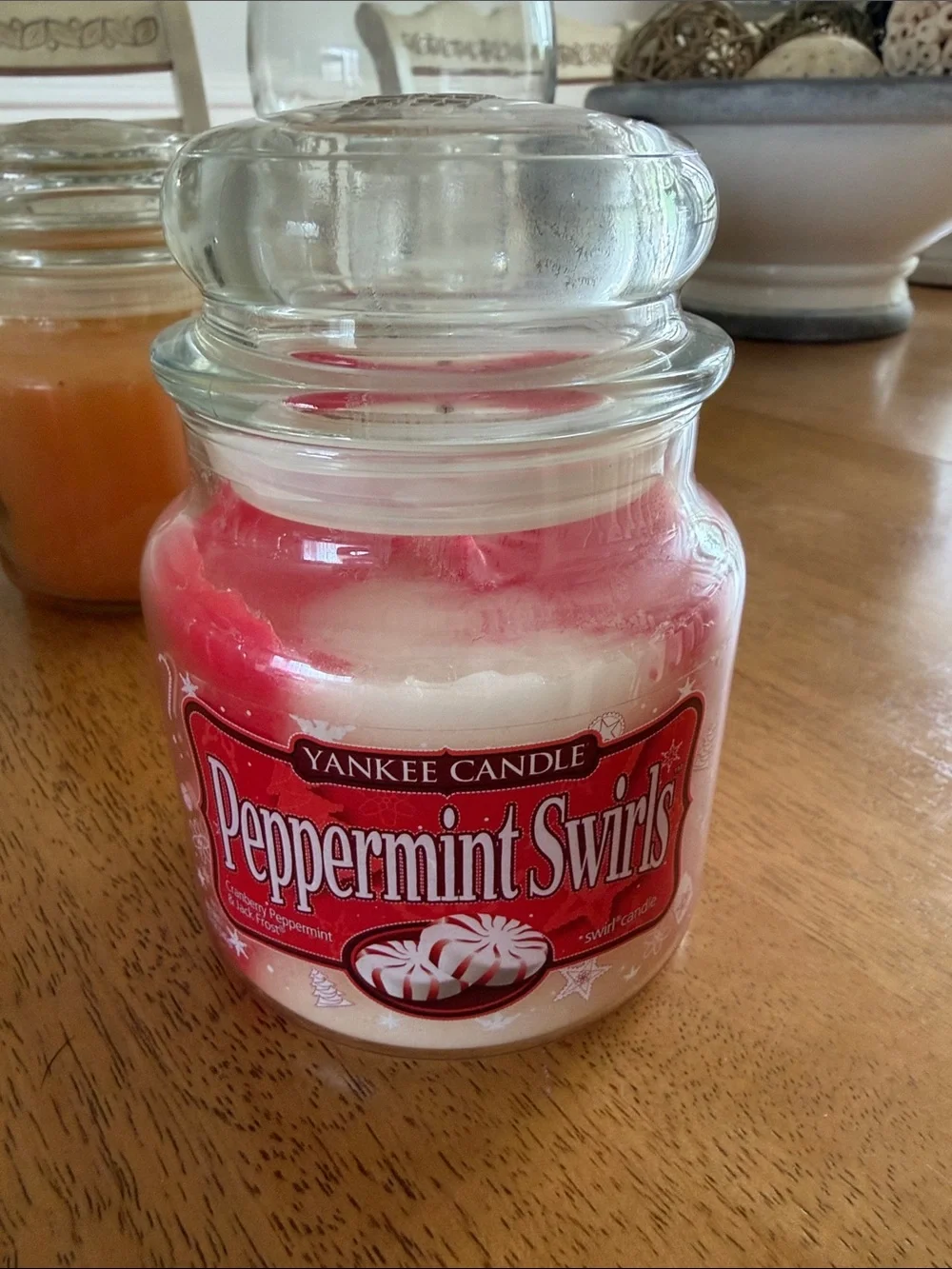 Yankee Candle Swirl Medium Jar Peppermint  Swirl New